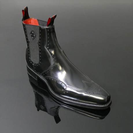 Dexter - 'Novikov' Polished Punch Chelsea Boot