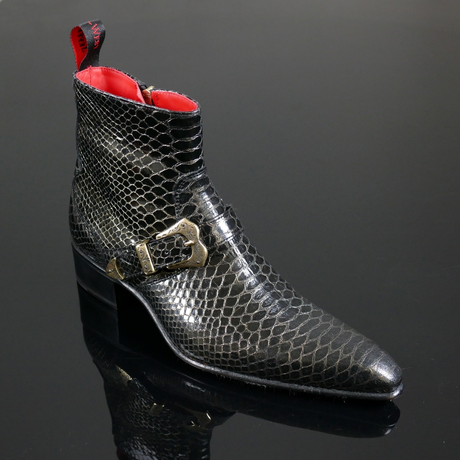 Dilettante 'The Duke' Buckle detail zip boot