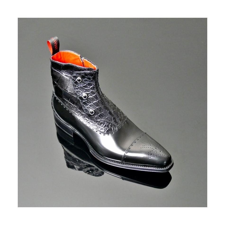 Lugosi 'Dracul' Coach Stud Zip boot