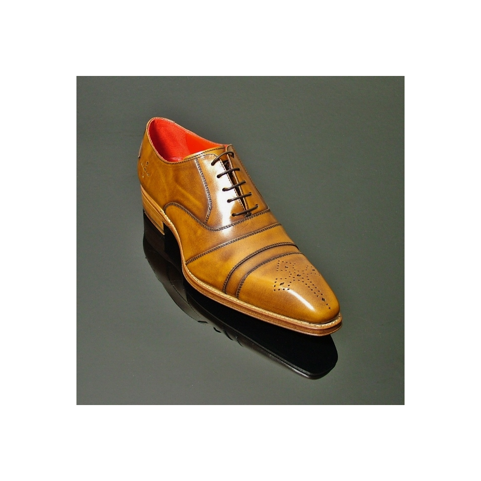 Moon - 'Melrose' Cross Punch Oxford